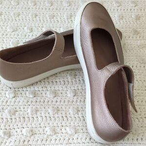 Arche Women's Beige Slip-On Flats